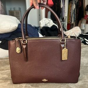 Coach Shoulder Bag Purse in Maroon Pebble Leather